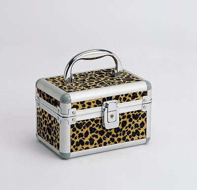 PVC�M��ʽ���b��